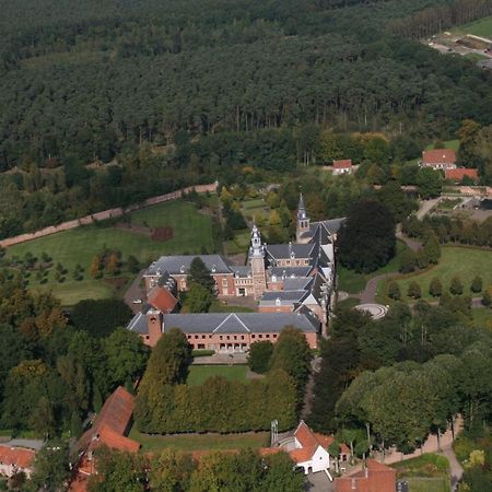 Bed and Breakfast De Vrolijcke Bosmuis Bergeijk Екстер'єр фото